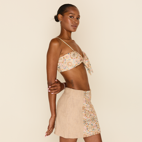 EMBROIDERED MARSHMALLOW TOP